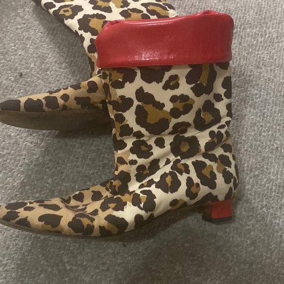 Moschino Booties - Picture 3 of 3